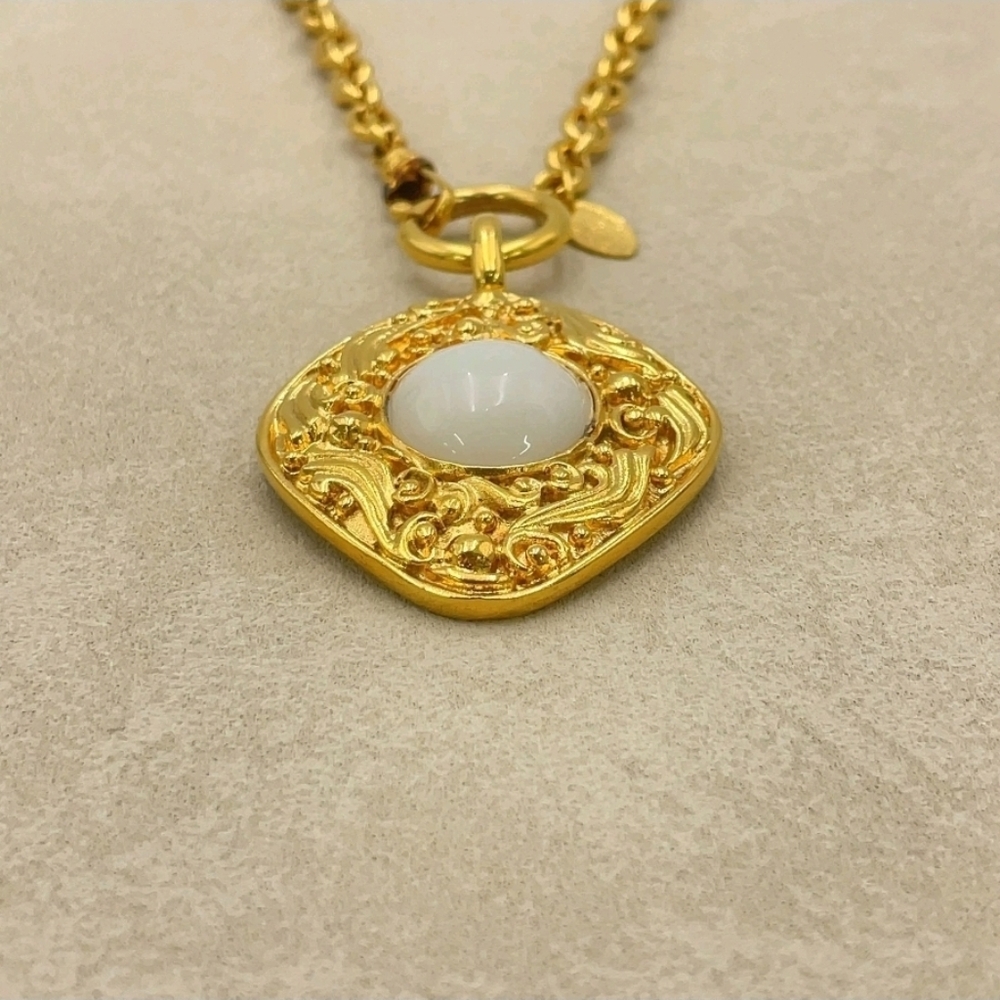 Authen Chanel Coco Arabesque Diamond Pearl Necklace Engraved 3893 W/Box - Picture 11 of 16